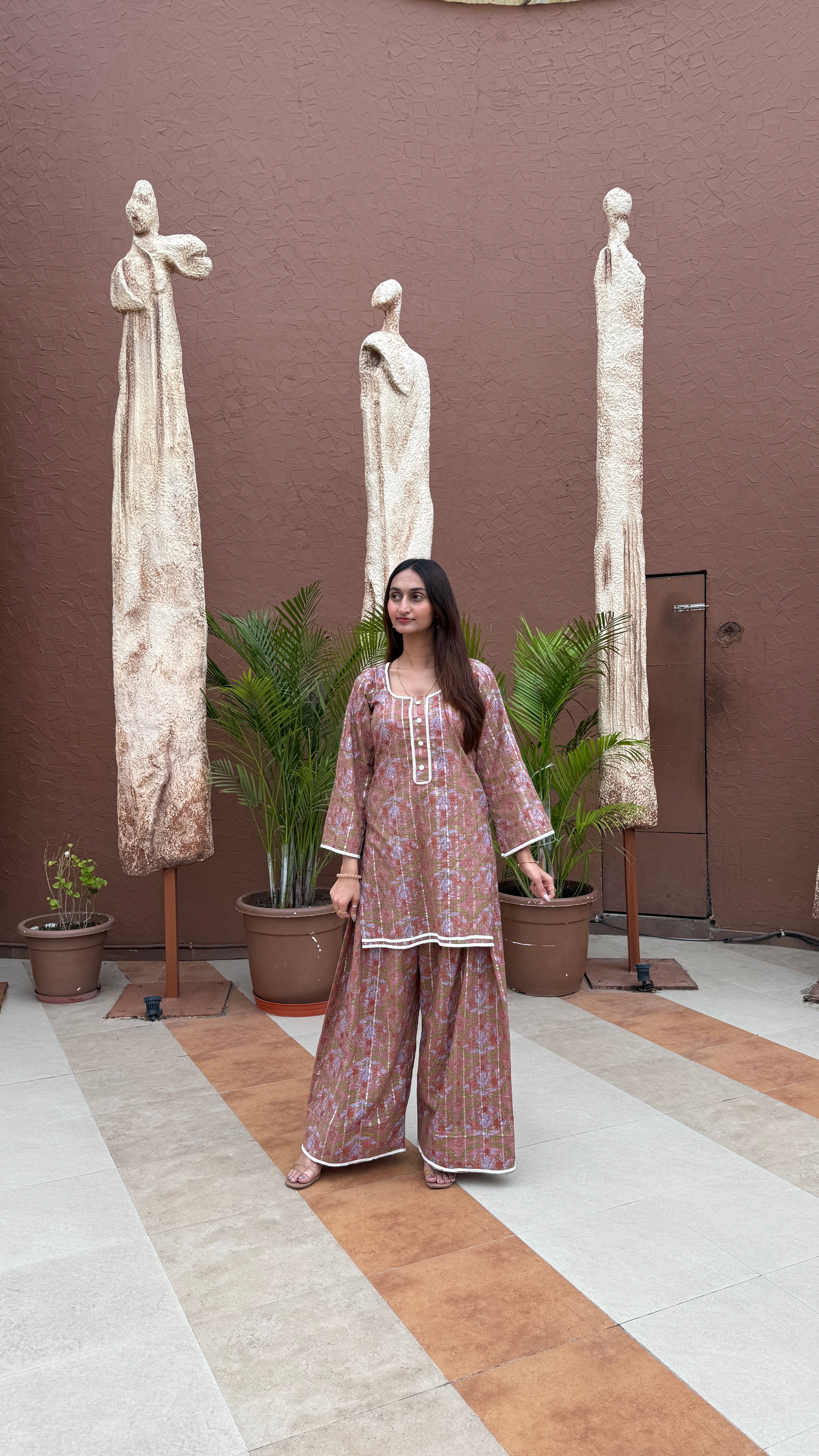 Siतारा- Farshi salwar with kurta