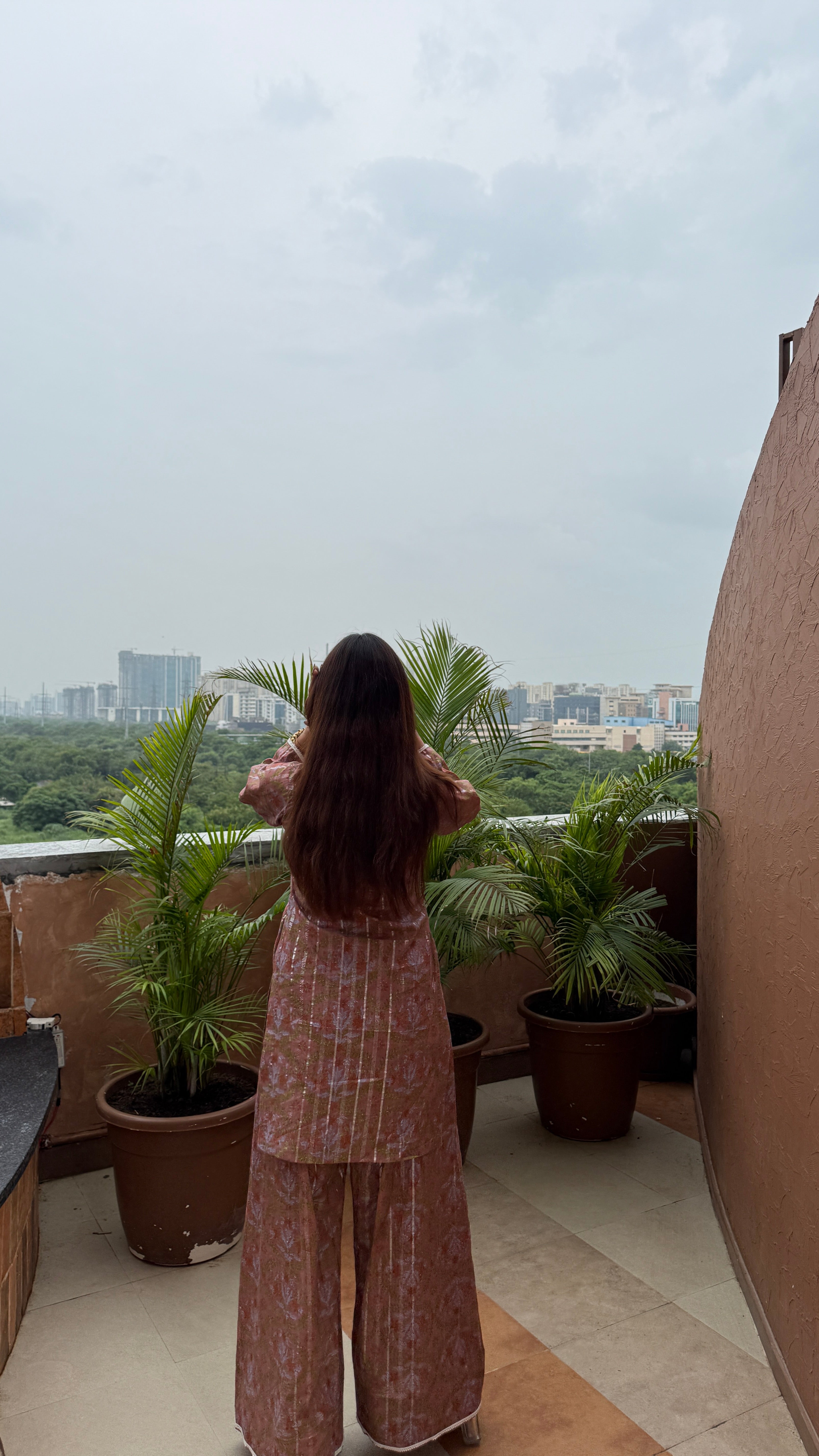 Siतारा- Farshi salwar with kurta