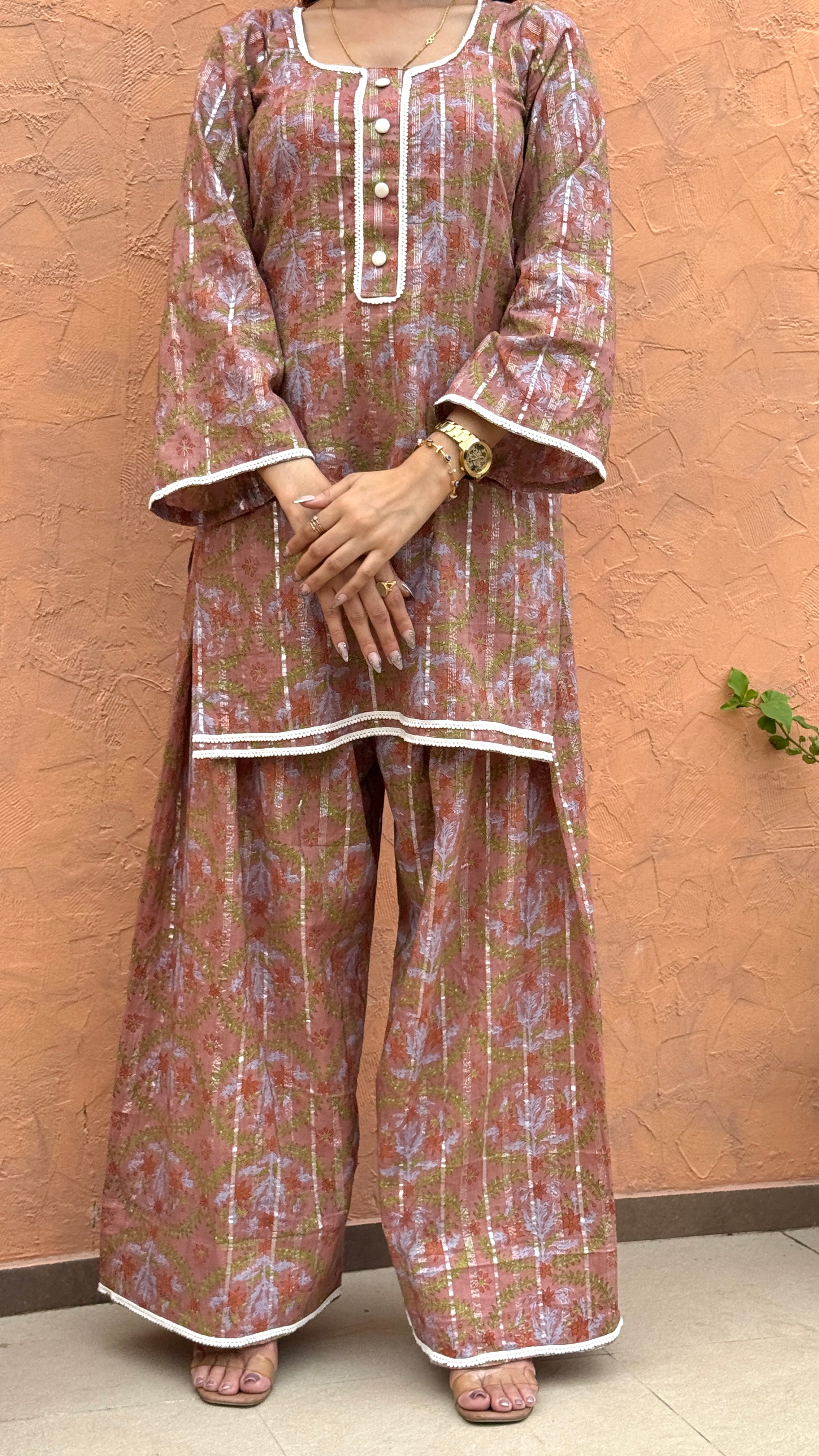 Siतारा- Farshi salwar with kurta